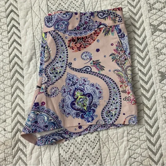 Vibrant Express Paisley Print Shorts SZ 8 - Picture 3 of 9